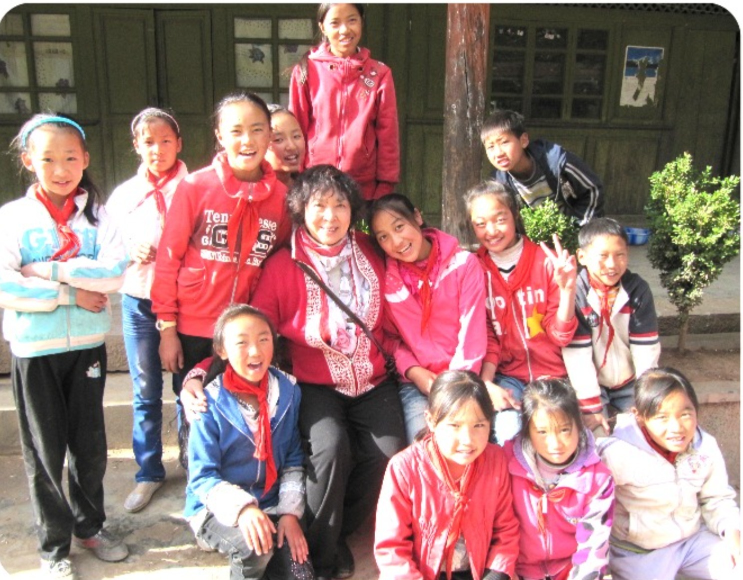 Pat Yang with students
